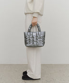 CLASSIC LOGO MATT METALLIC PADDING BAG gray
