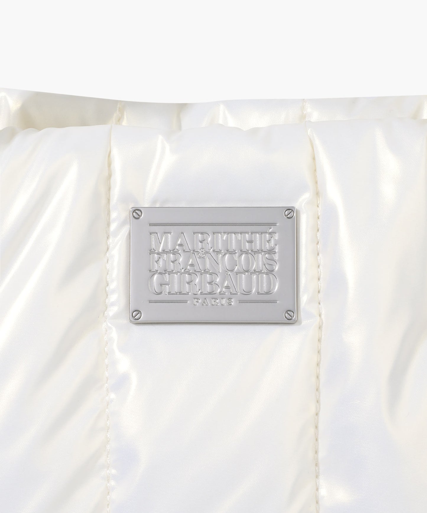 CLASSIC LOGO MATT METALLIC PADDING BAG ivory