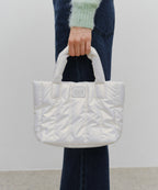 CLASSIC LOGO MATT METALLIC PADDING BAG ivory