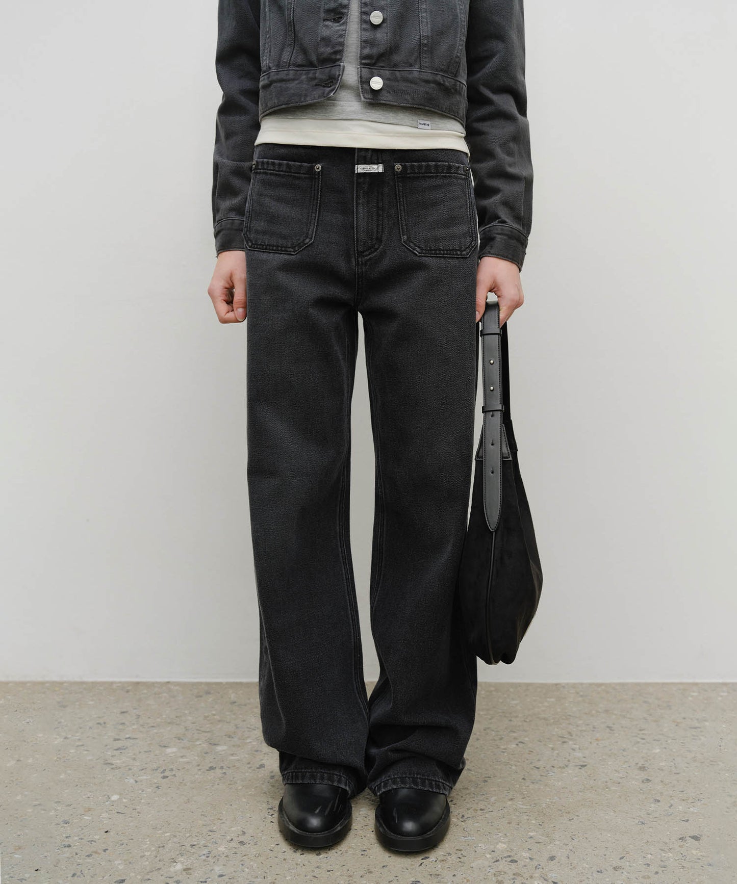 CLASSIC LOGO ROUND SUEDE SHOULDER BAG black