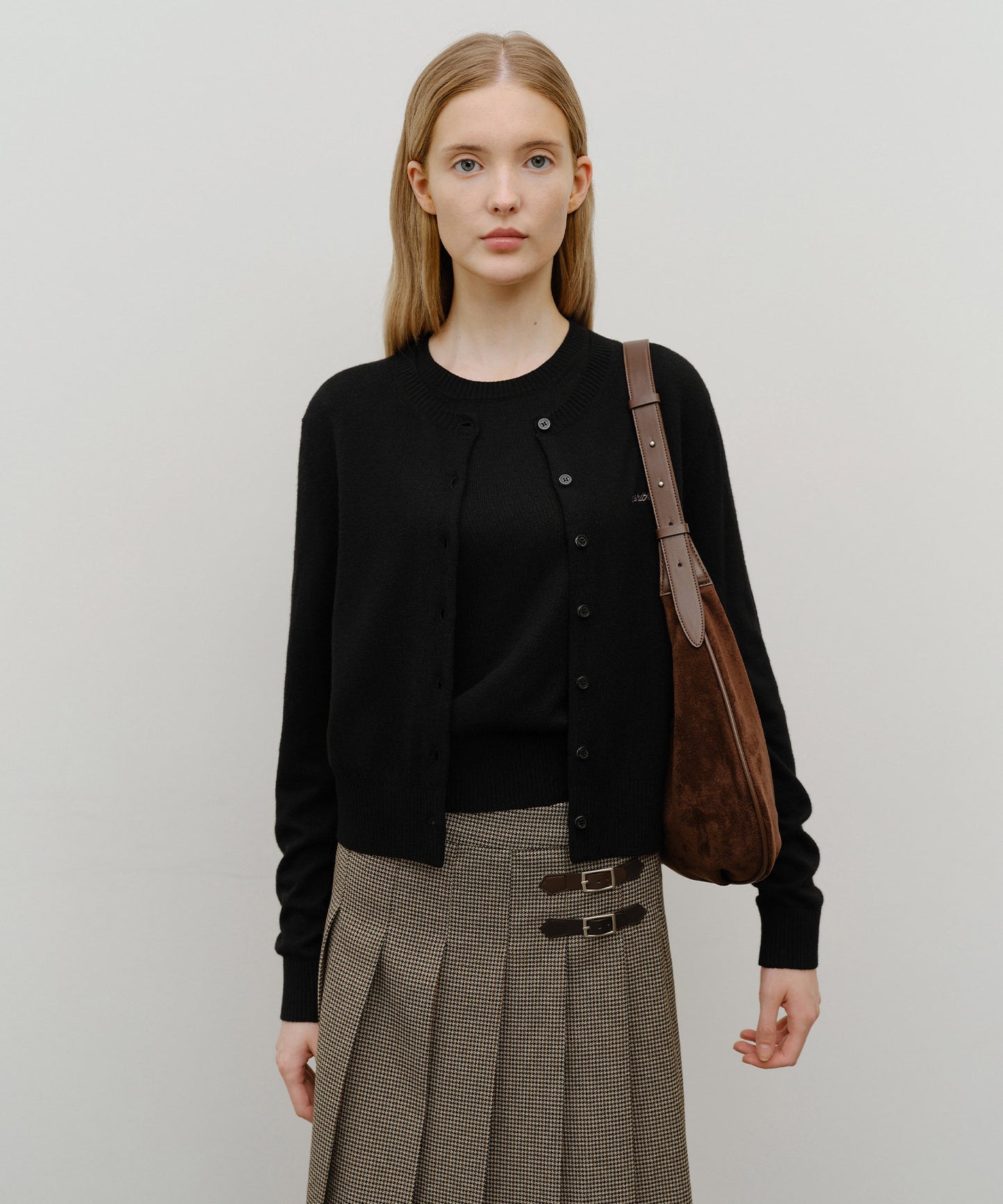 CLASSIC LOGO ROUND SUEDE SHOULDER BAG brown