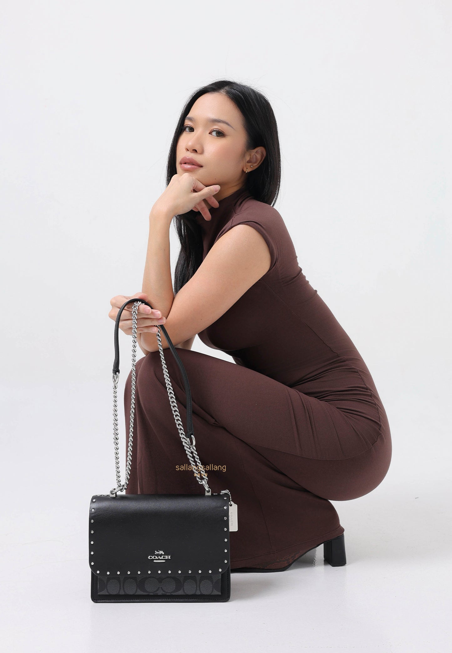 Klare Crossbody In Signature Canvas With Rivets Graphite Black