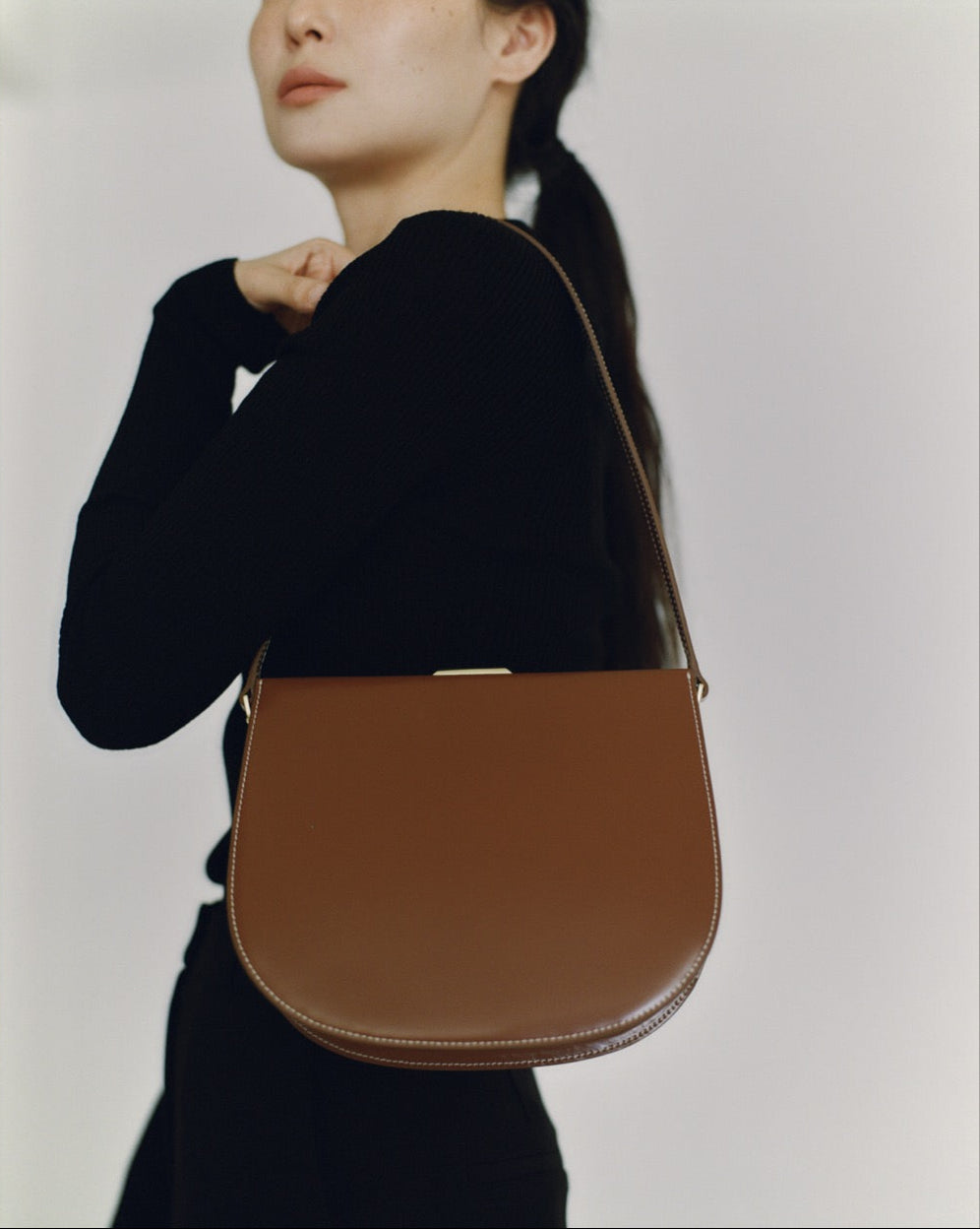 LUNE FORME BAG cognac brown