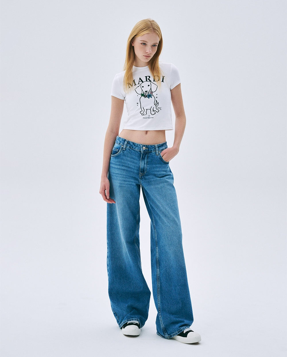 Cropped Tshirt SWING THE TAIL DDANJI FLOWER NECKLACE MULTICOLOR White Blue