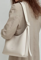 LOG Hobo Bag Ivory