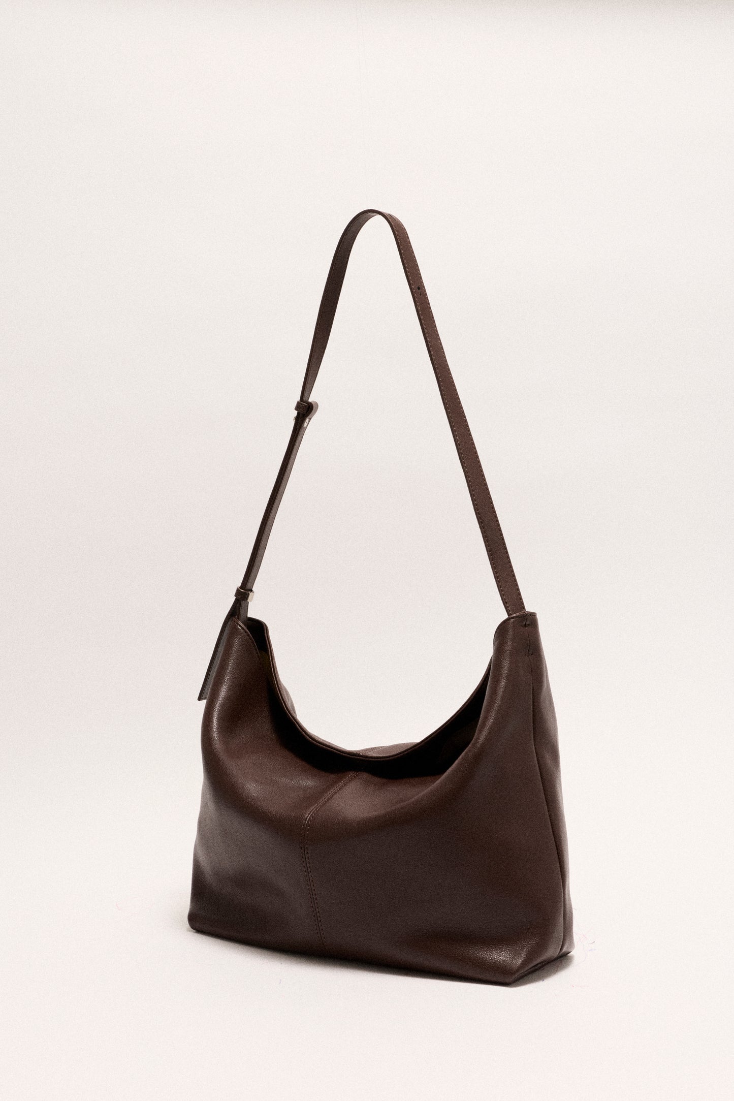 EIRA Dark Brown