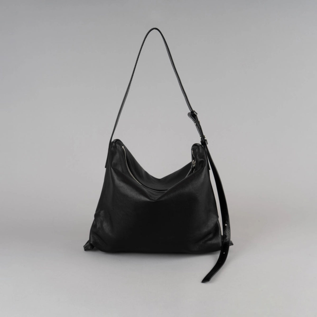 Day Shoulder Black