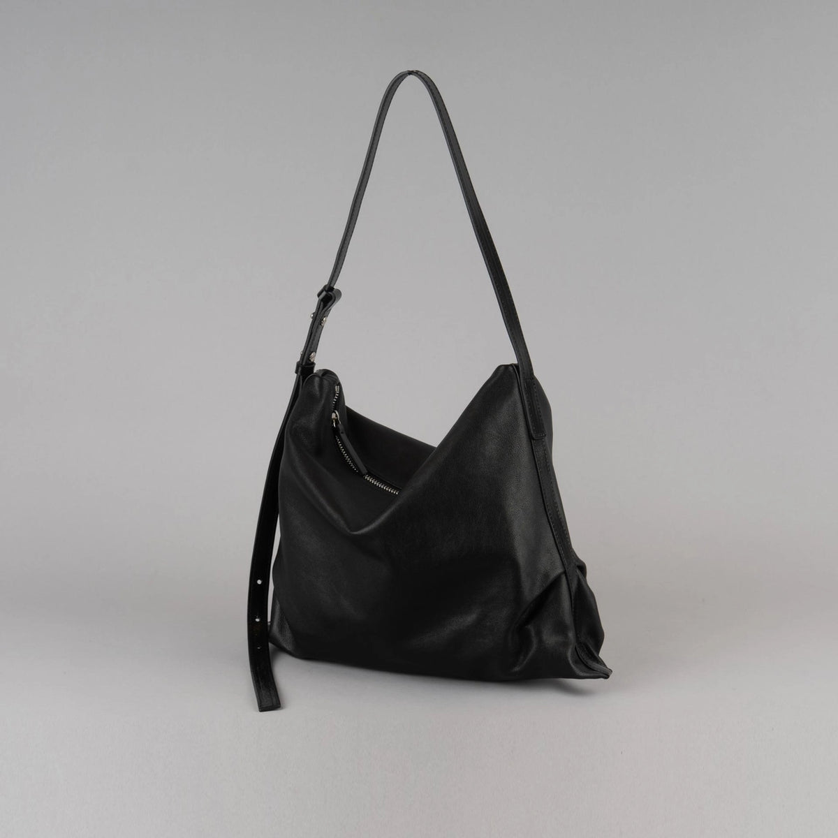 Day Shoulder Black