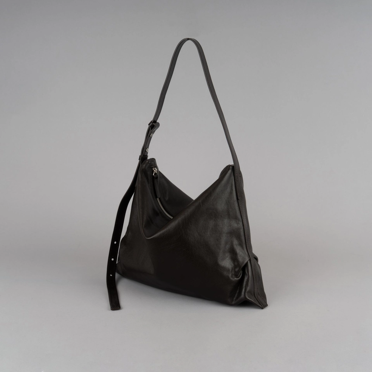 Day Shoulder Dark Choco
