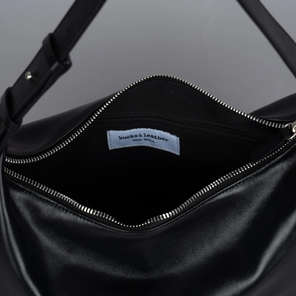 Double Pocket Pull-Up Black