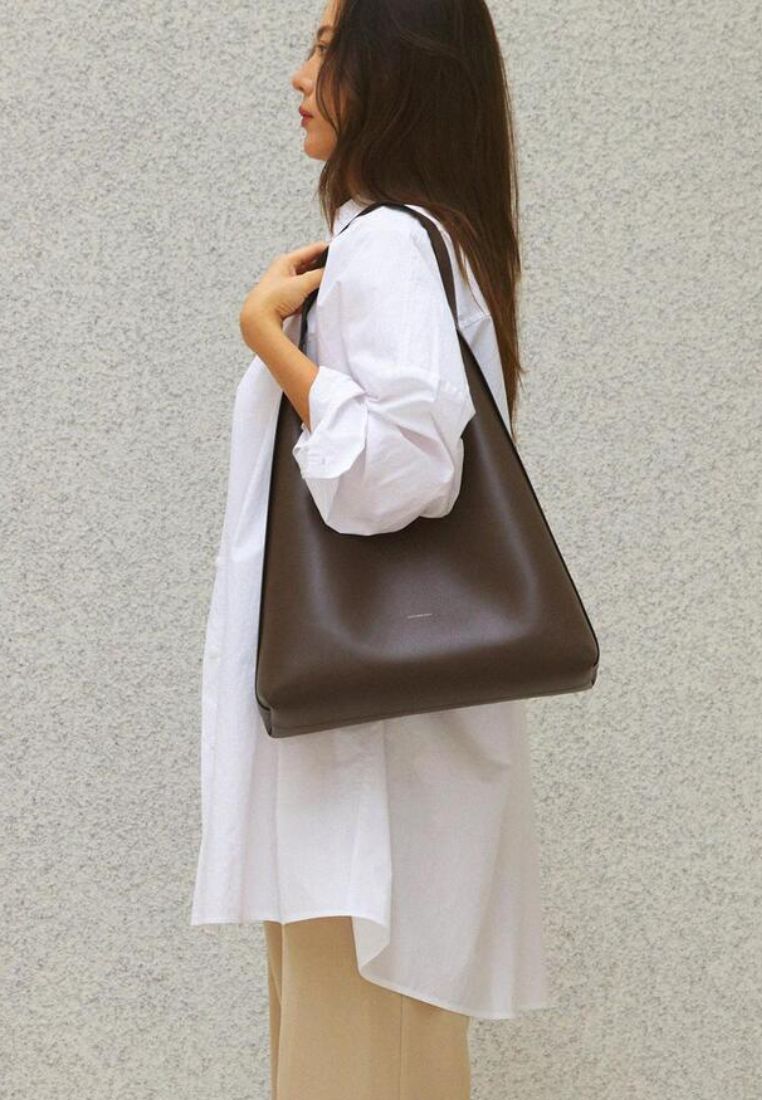 LOG Big Hobo Bag Dark Brown