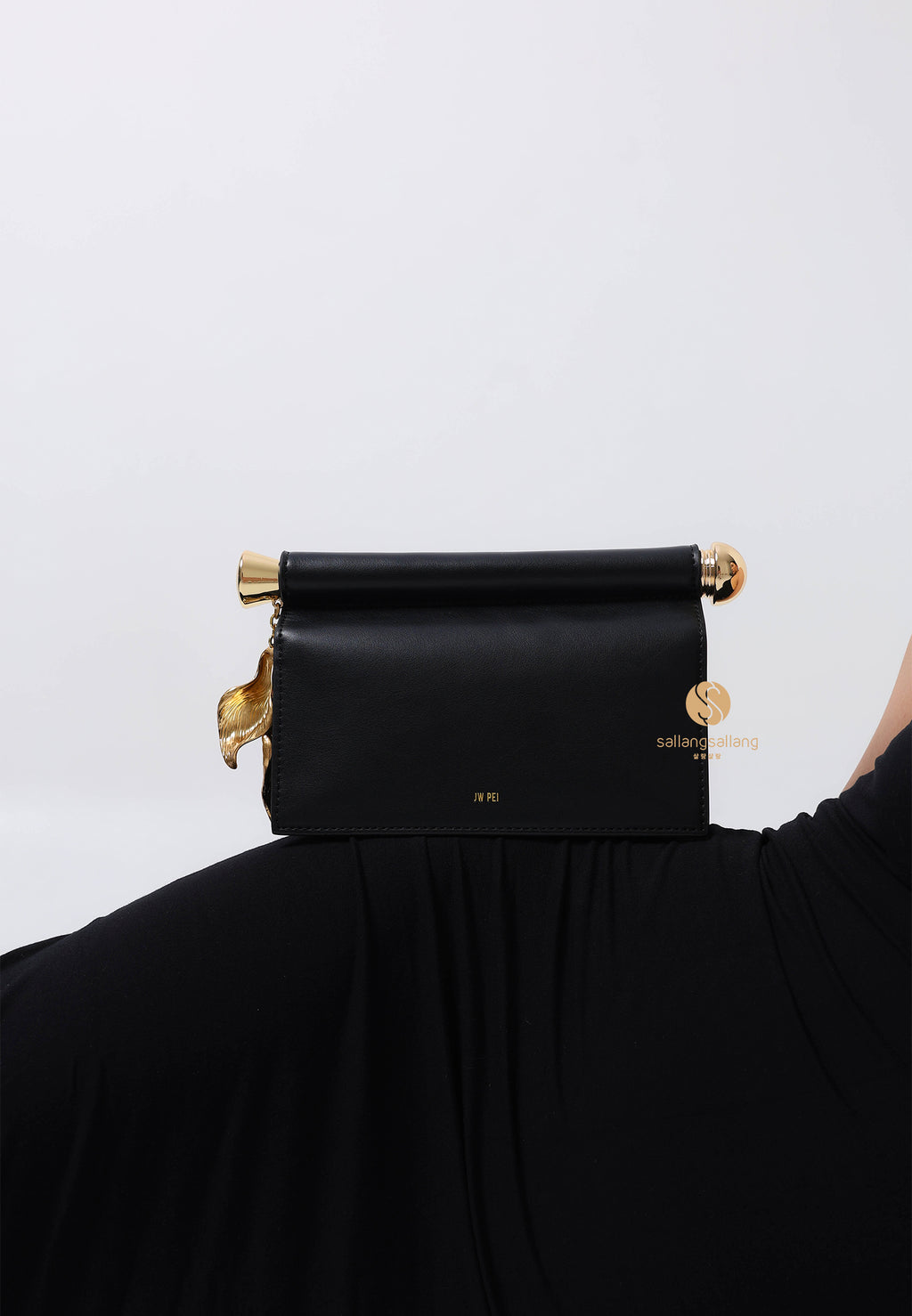 Holly Metal Pendant Embellished Clutch - Black