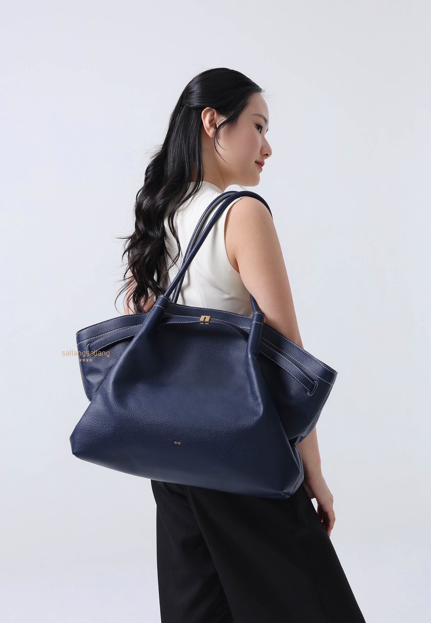 Hana Large Tote Bag - Navy