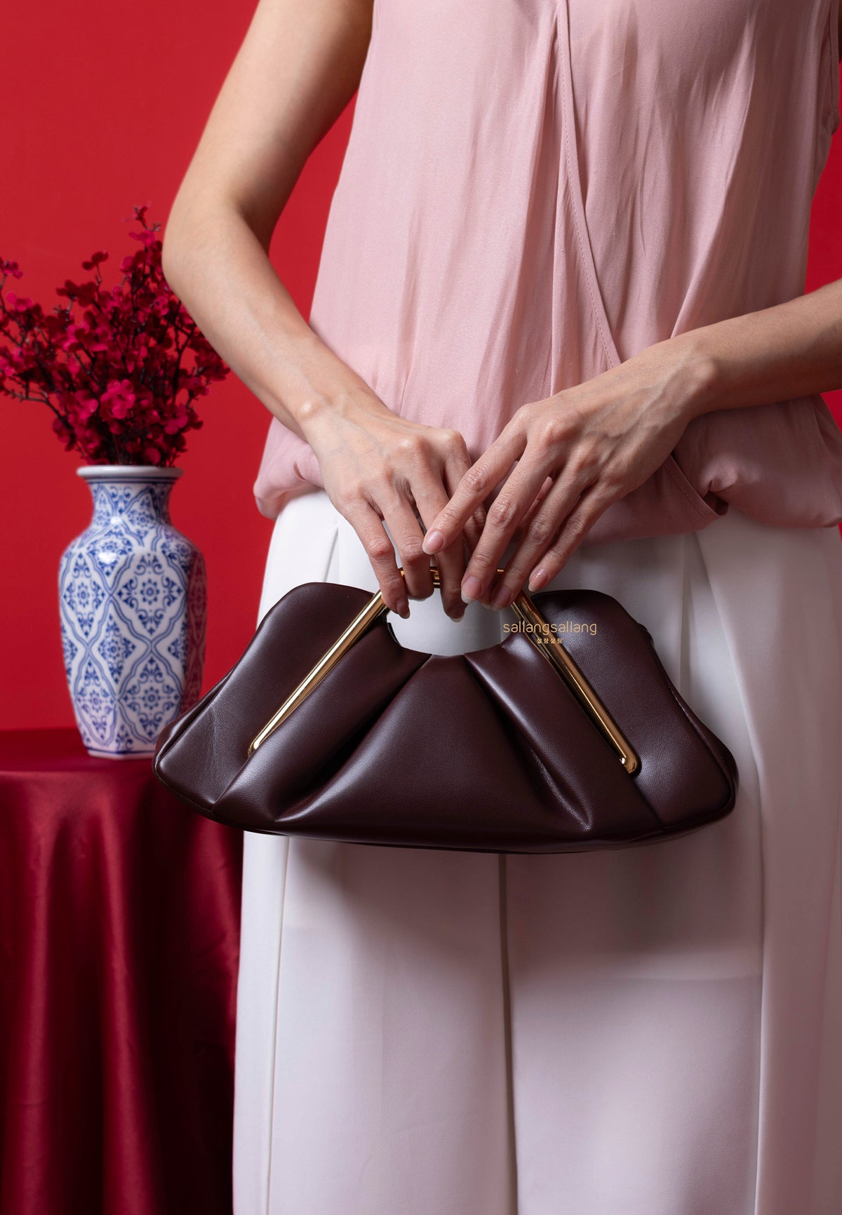 Lila Metal Frame Clutch - Burgundy