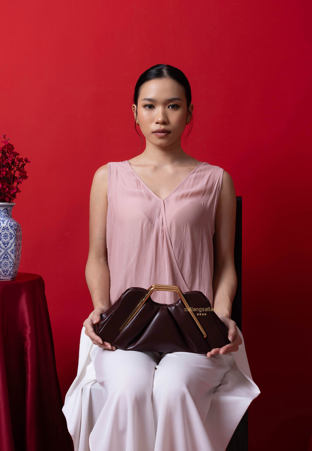 Lila Metal Frame Clutch - Burgundy