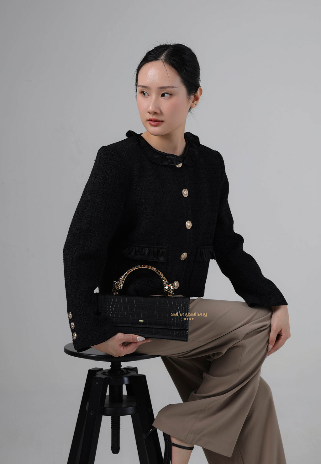 Maya Leopard-shaped Hardware Handle Top Handle Bag - Black Croc