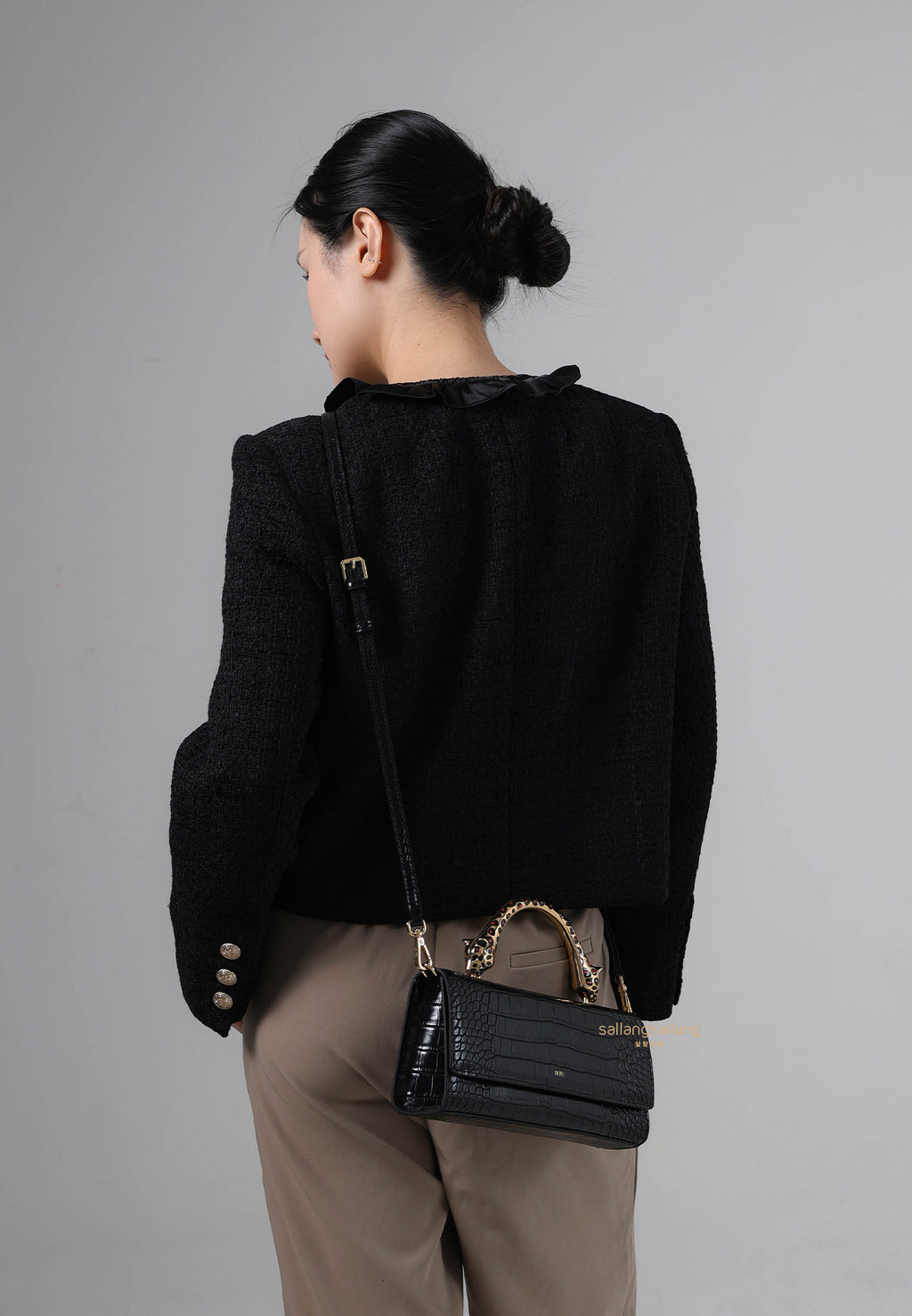 Maya Leopard-shaped Hardware Handle Top Handle Bag - Black Croc