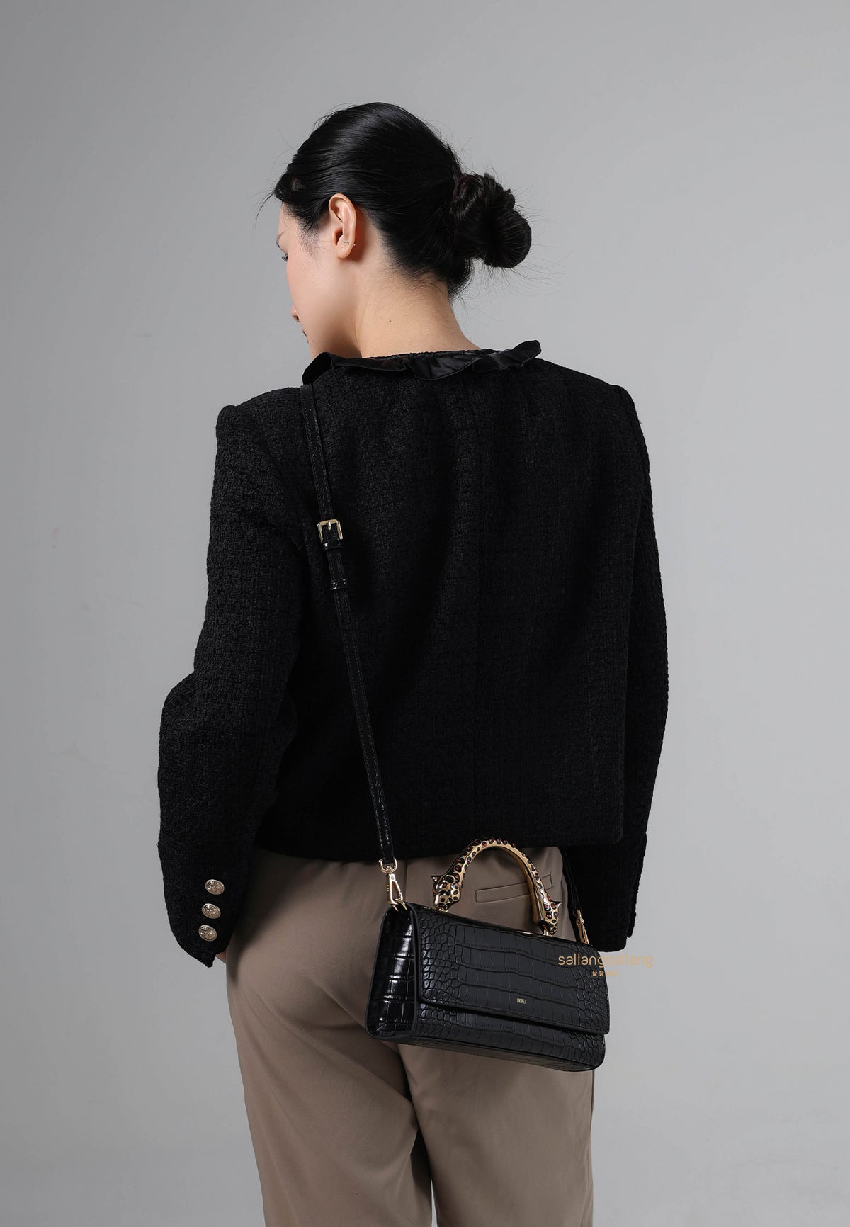 Maya Leopard-shaped Hardware Handle Top Handle Bag - Black Croc