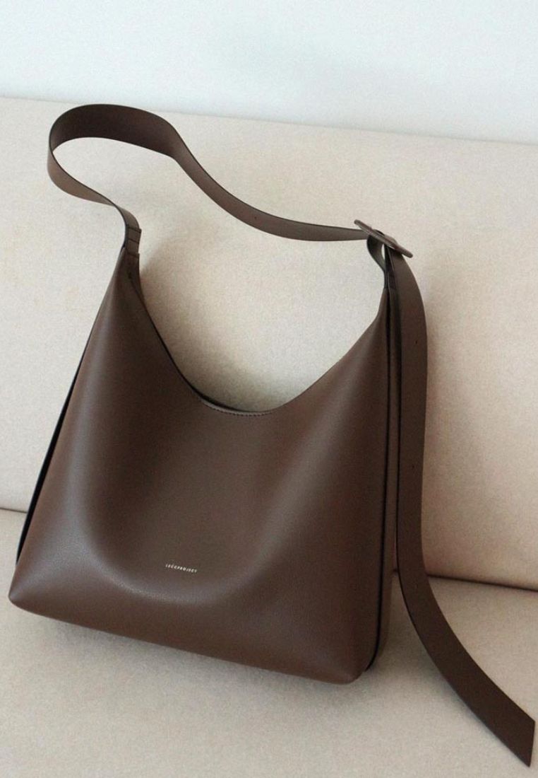 LOG Hobo Bag Dark Brown