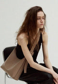 LOG Hobo Bag Taupe
