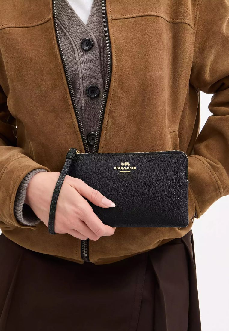Large Corner Zip Wristlet Gold Black