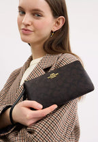 Large Corner Zip Wristlet In Signature Canvas Gold Walnut Black