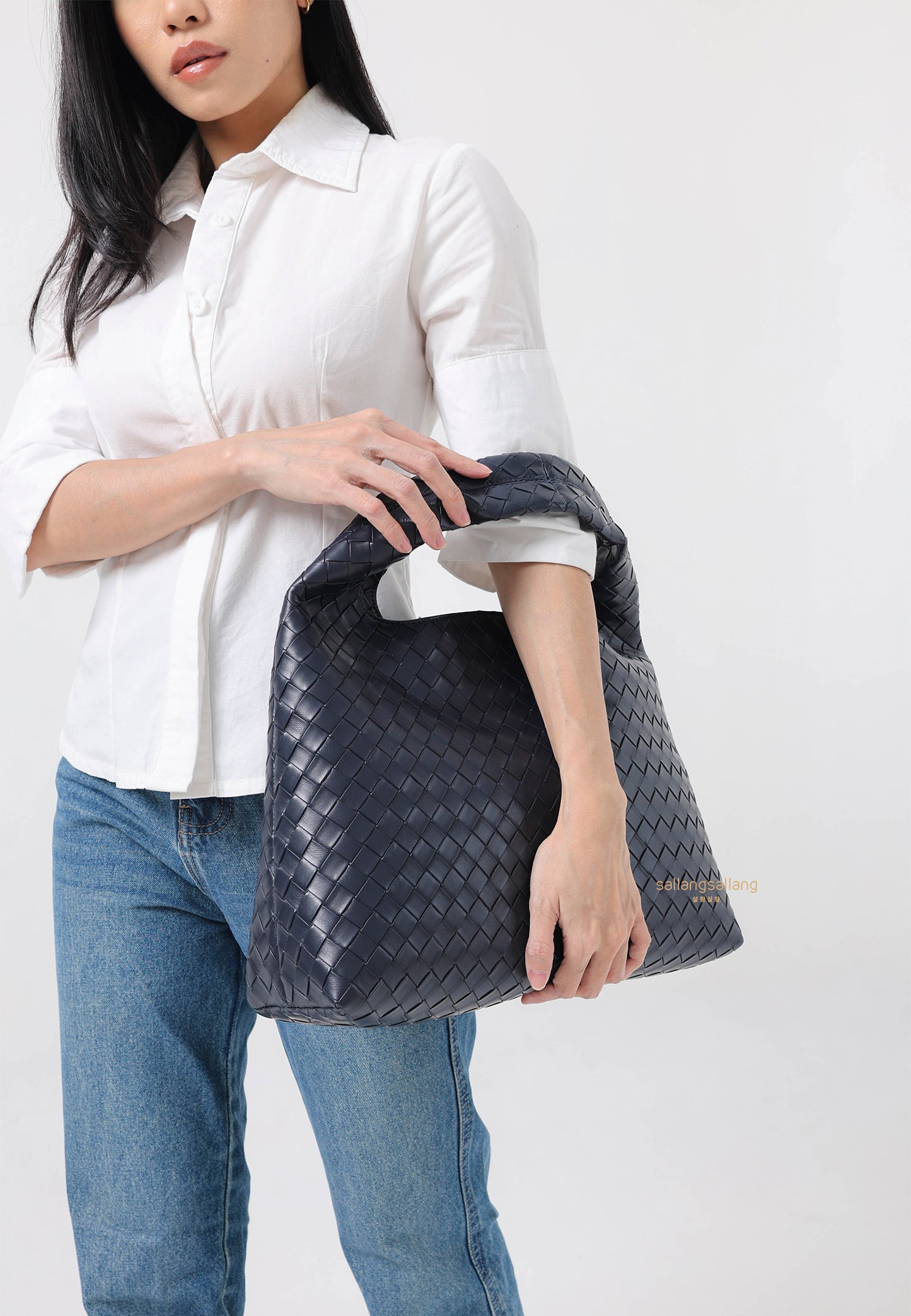 Laura Woven Shoulder Bag - Navy