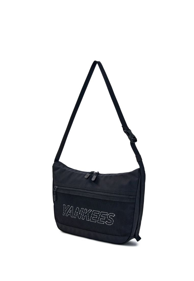 Logo Point Messenger Bag NY Yankees Black