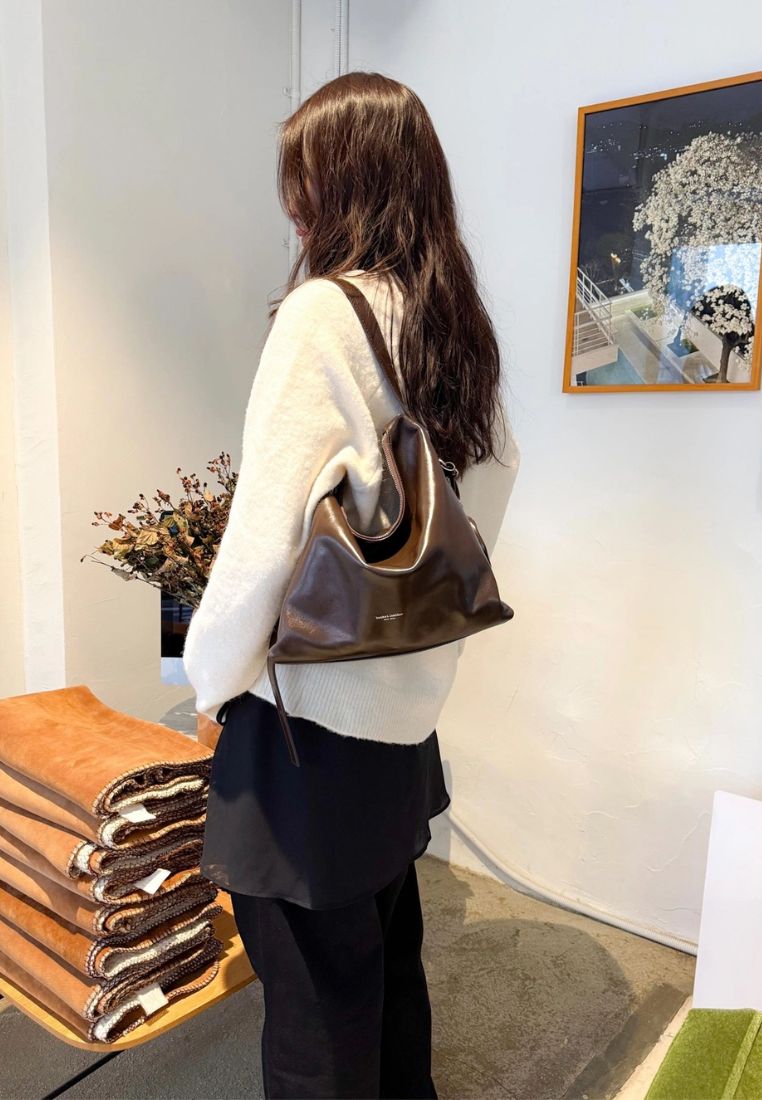 Low Bag Pull-Up Dark Brown