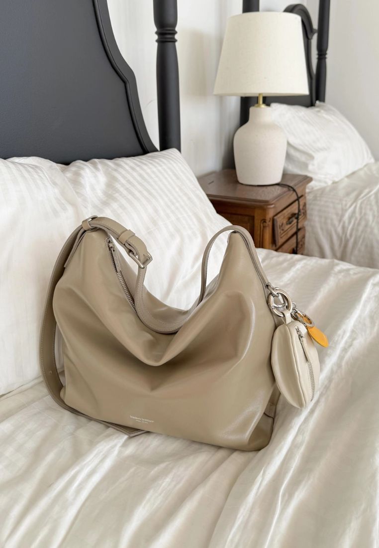 Low Bag Pull-Up Taupe