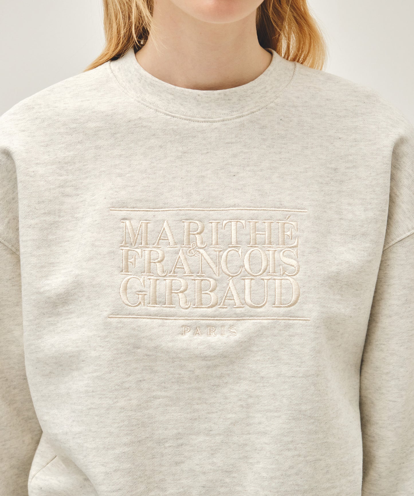 W CLASSIC LOGO CROP SWEATSHIRT oatmeal [New Model]