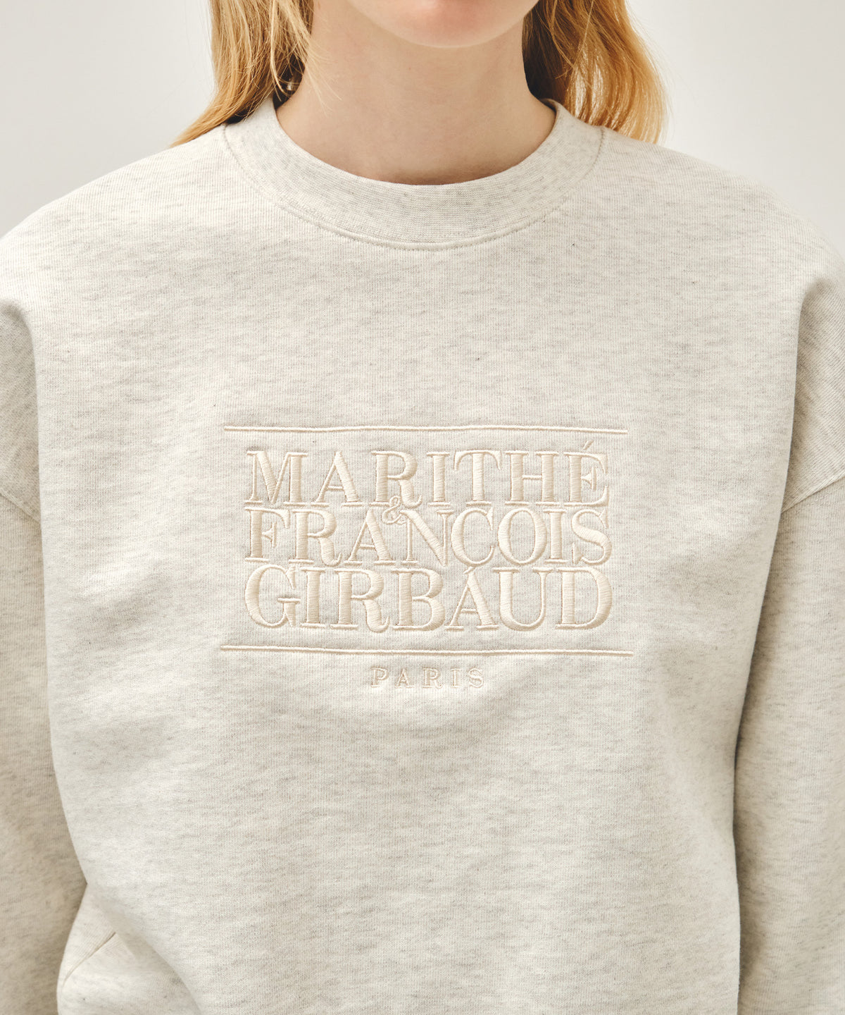W CLASSIC LOGO CROP SWEATSHIRT oatmeal [New Model]