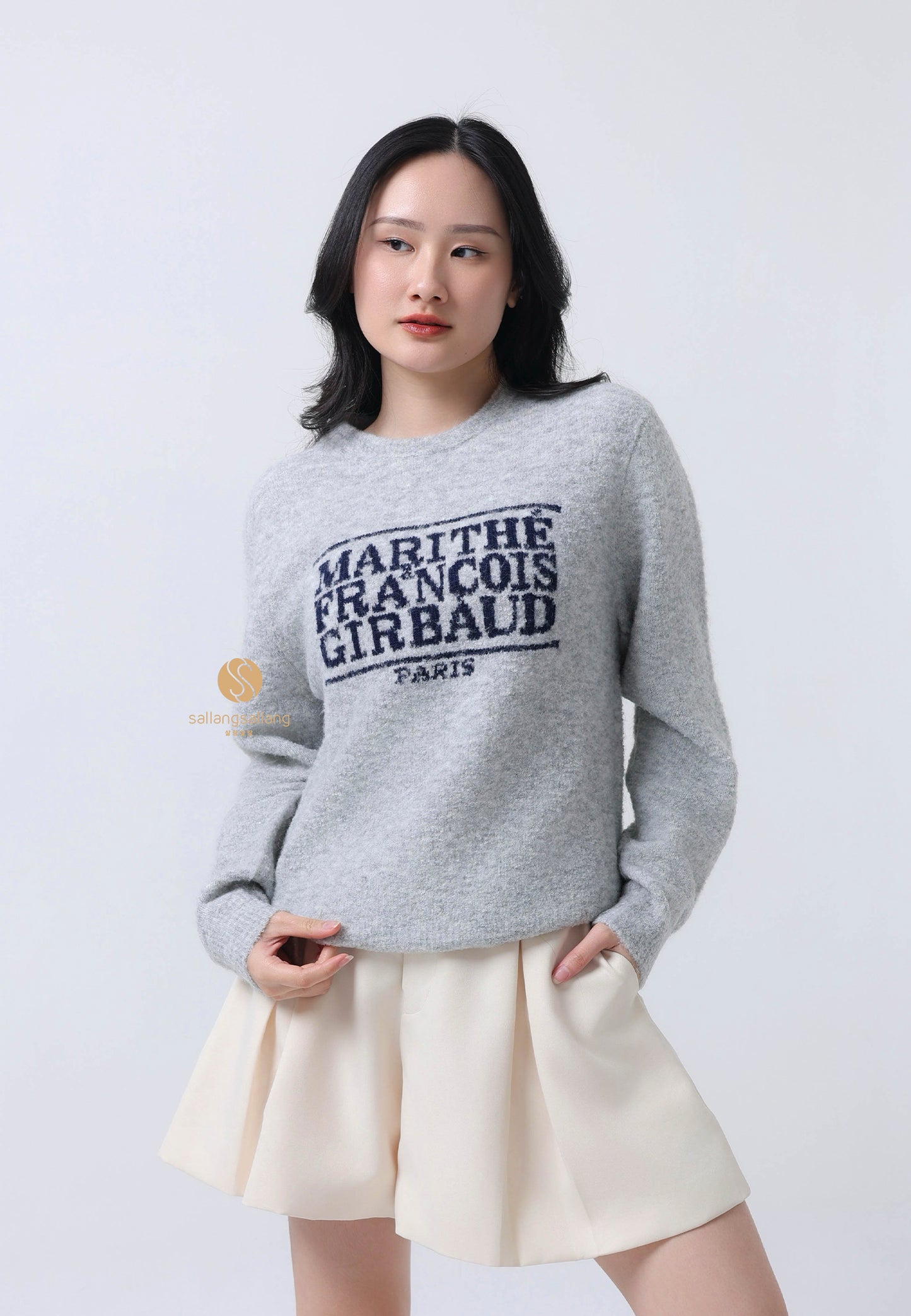BOUCLE CLASSIC LOGO KNIT PULLOVER light gray
