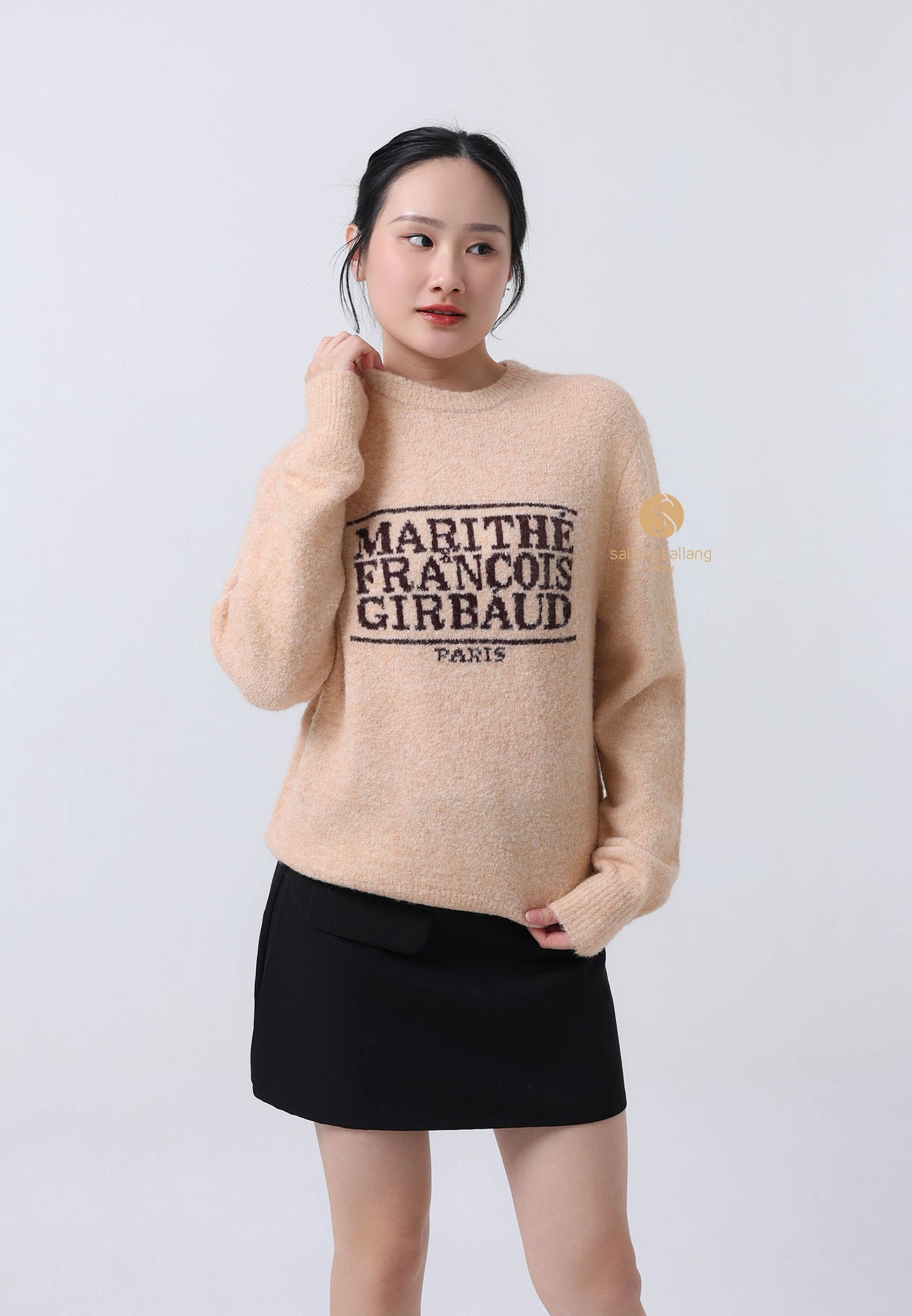BOUCLE CLASSIC LOGO KNIT PULLOVER ecru