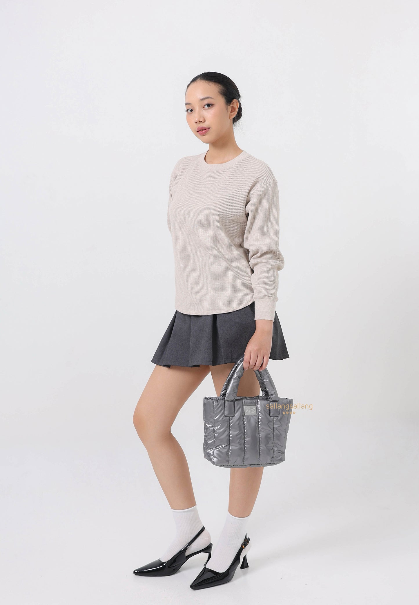 CLASSIC LOGO MATT METALLIC PADDING BAG gray