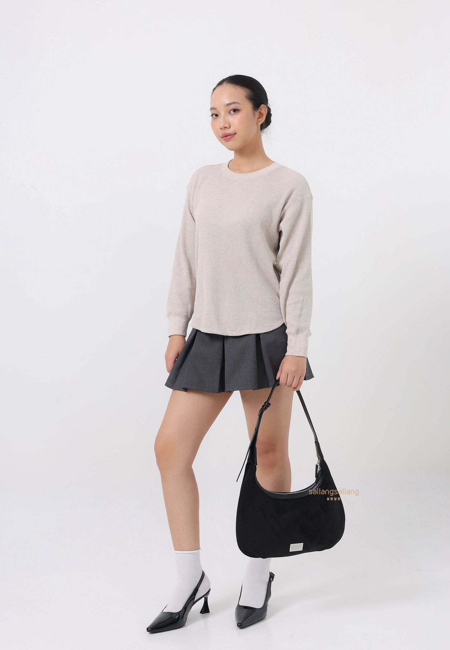 CLASSIC LOGO ROUND SUEDE SHOULDER BAG black