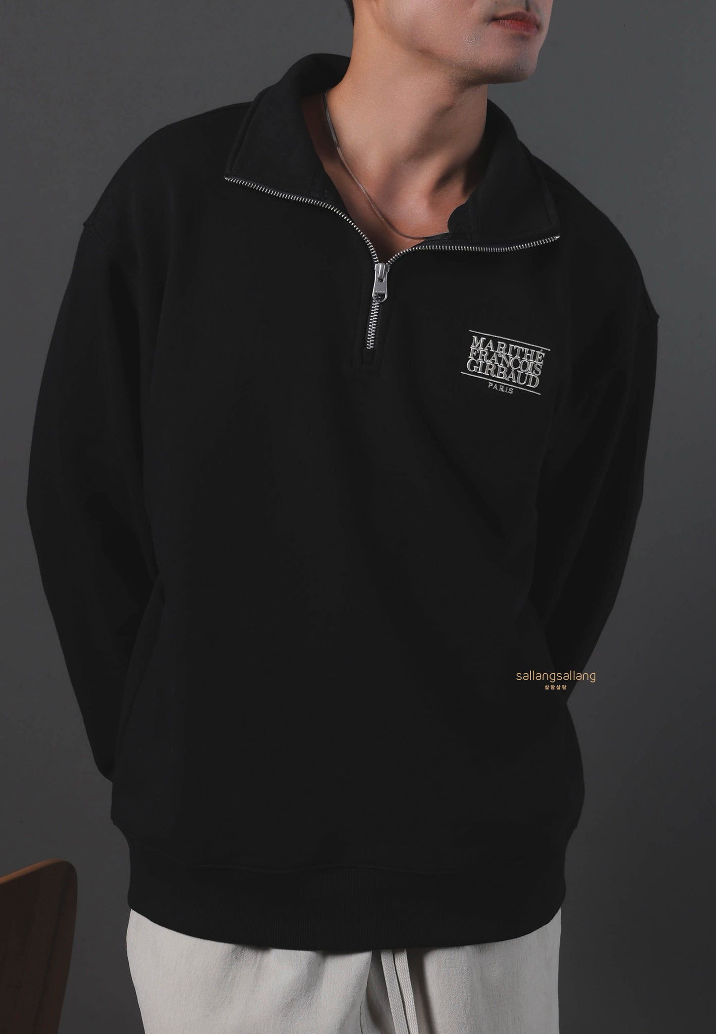 SMALL CLASSIC LOGO HALF ZIPUP SWEATSHIRT black