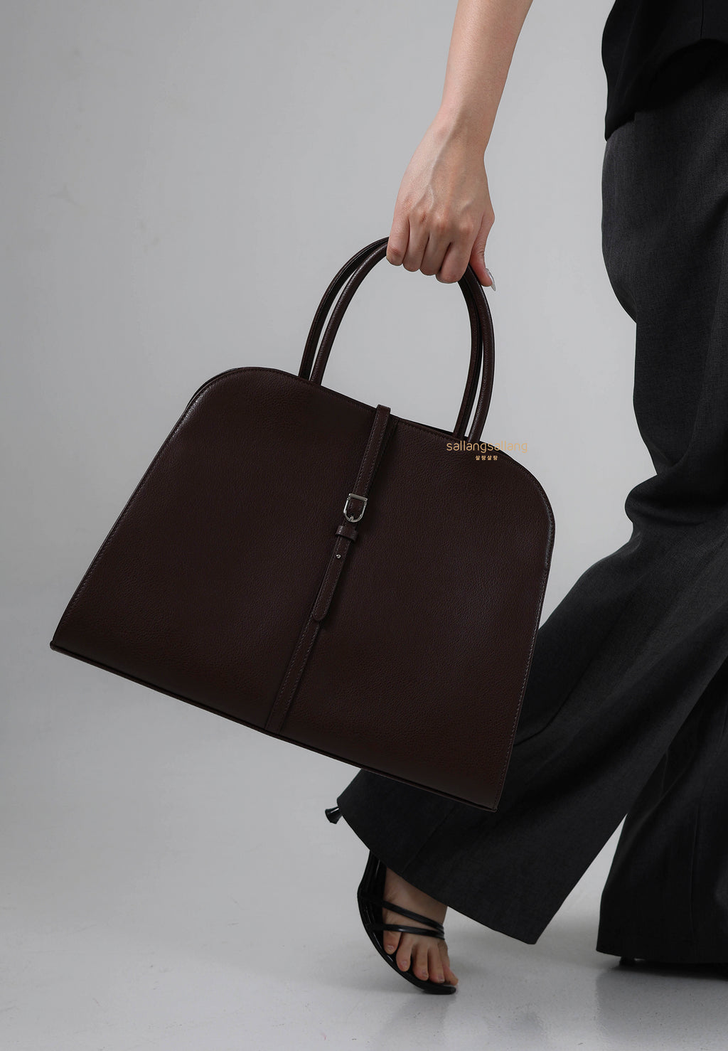 Blanc Large Burgundy Brown