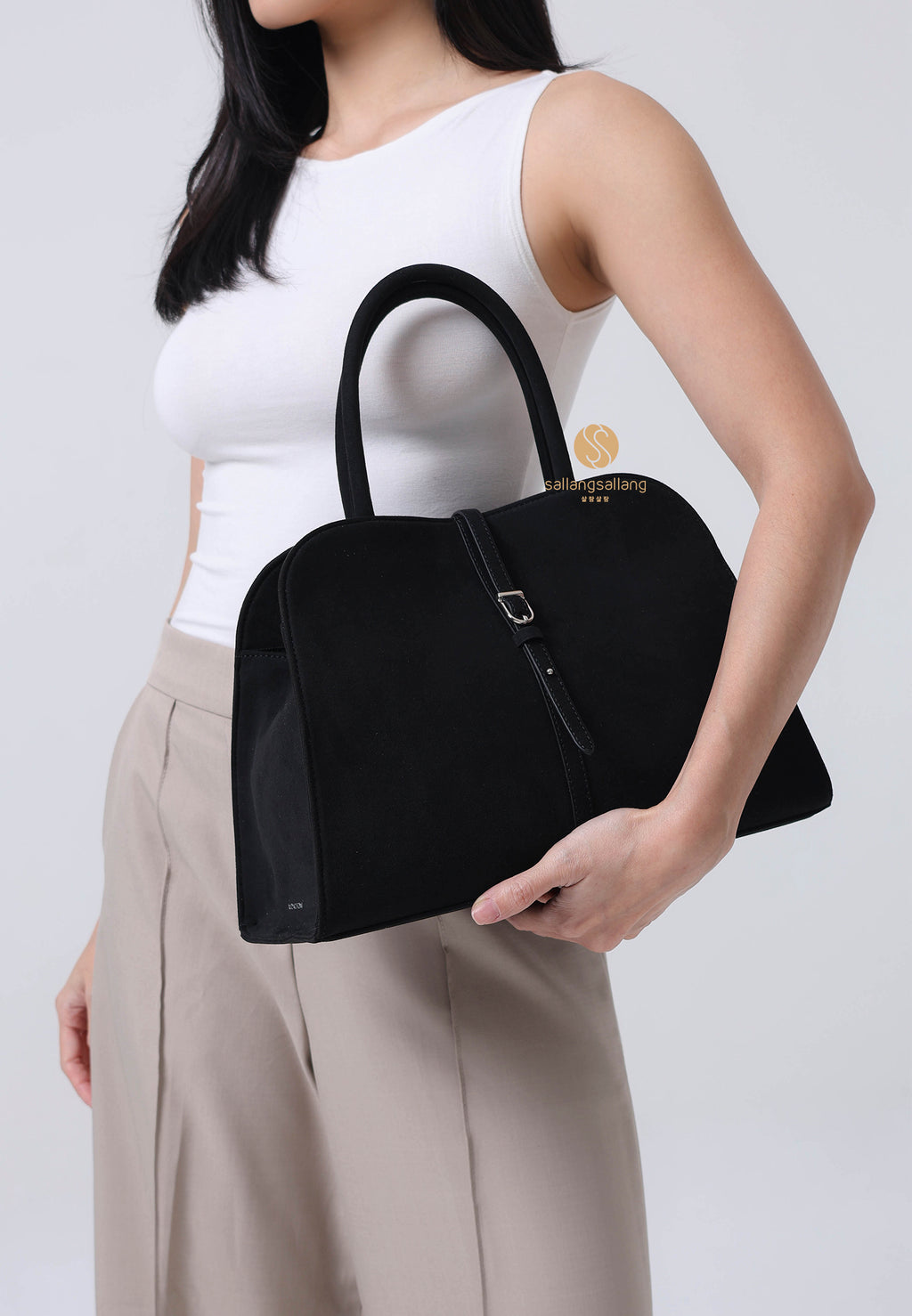 Blanc Medium Suede Black