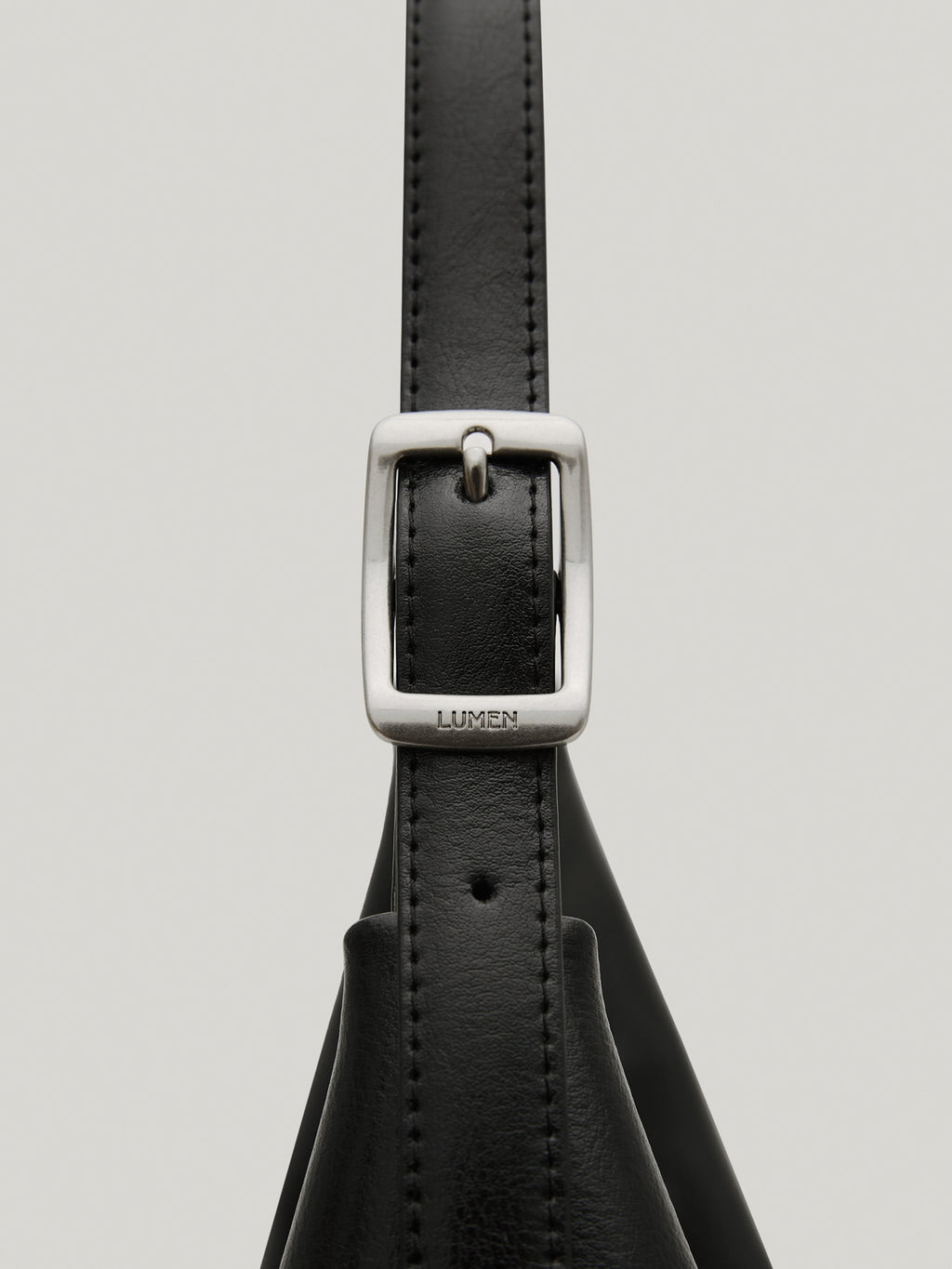 MOSSY HOBO BAG leather black