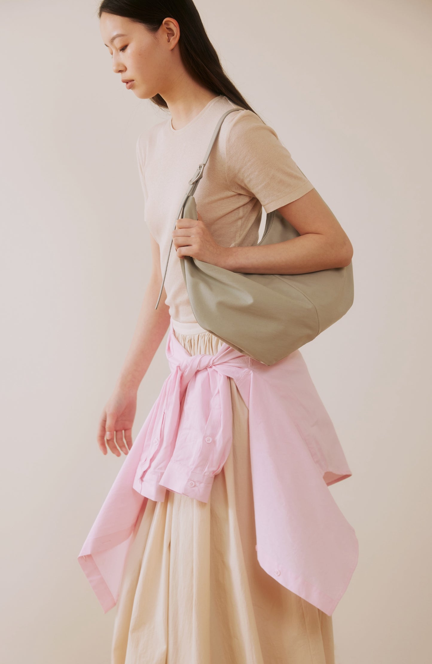 MOSSY HOBO BAG misty khaki