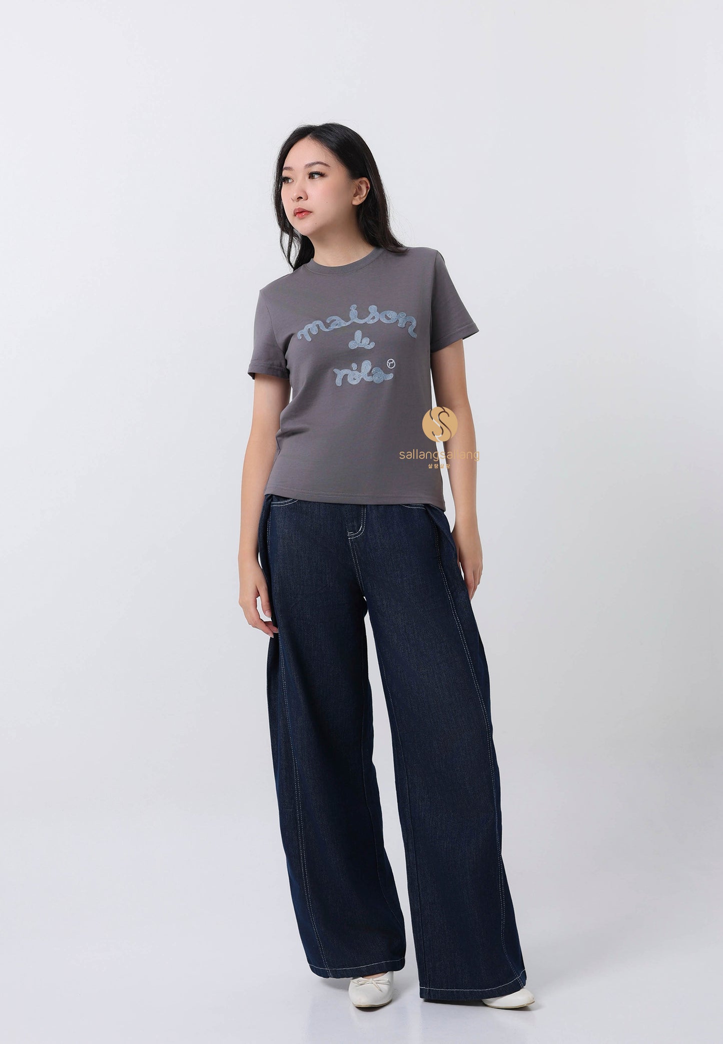 Maison De Rola Embroidery T-Shirt Charcoal