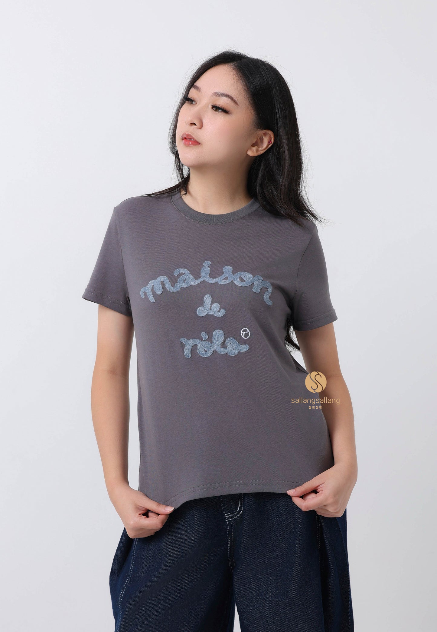 Maison De Rola Embroidery T-Shirt Charcoal