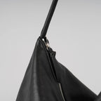 Momo L Black