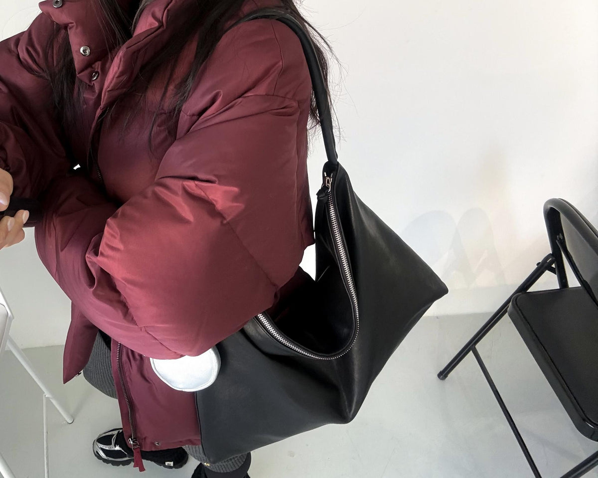 Momo L Black