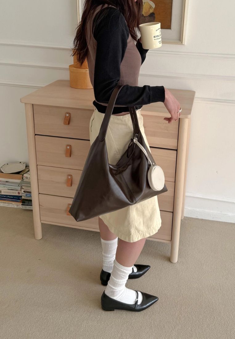 Monet Bag L Pull-Up Dark Brown