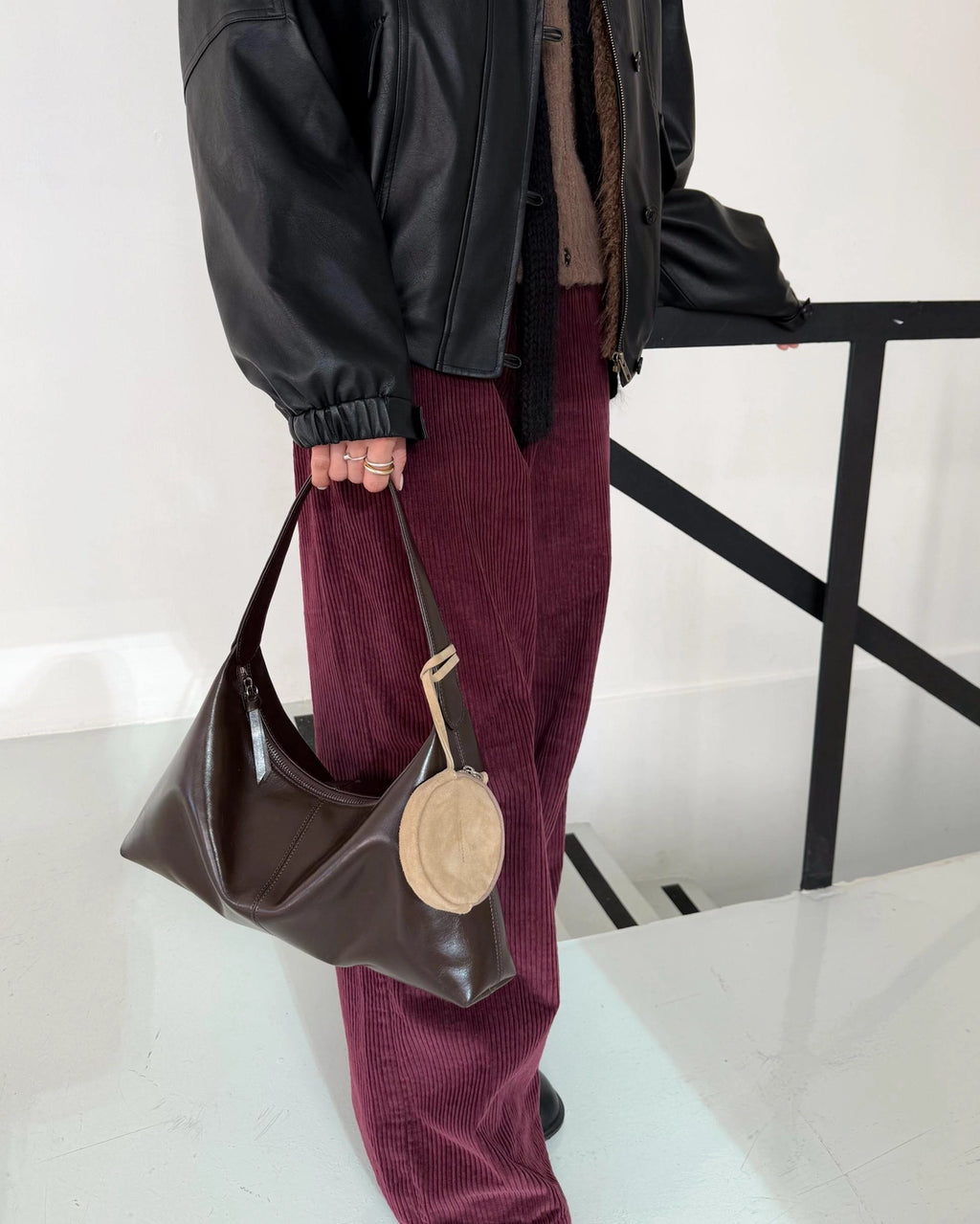 Monet Bag Pull-Up Leather Dark Brown