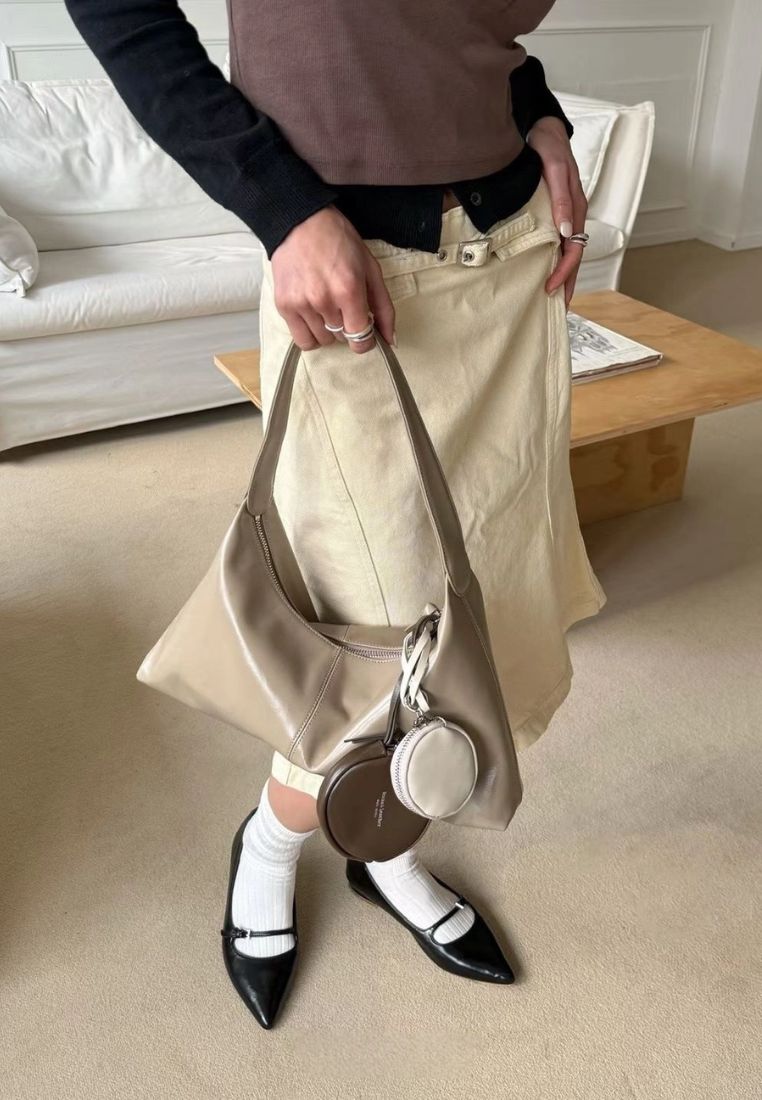 Monet Bag Pull-Up Taupe