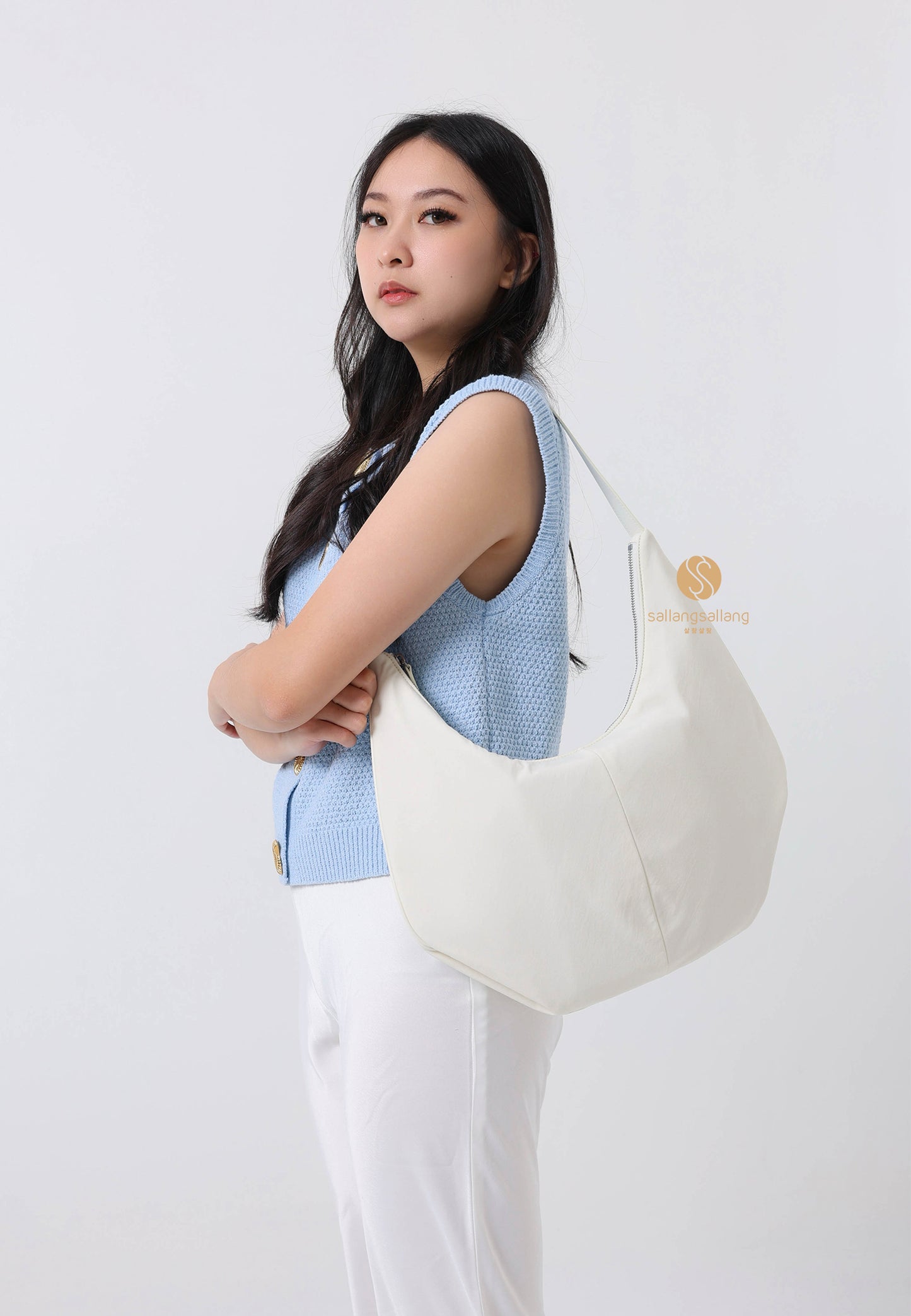 MOSSY HOBO BAG ecru white
