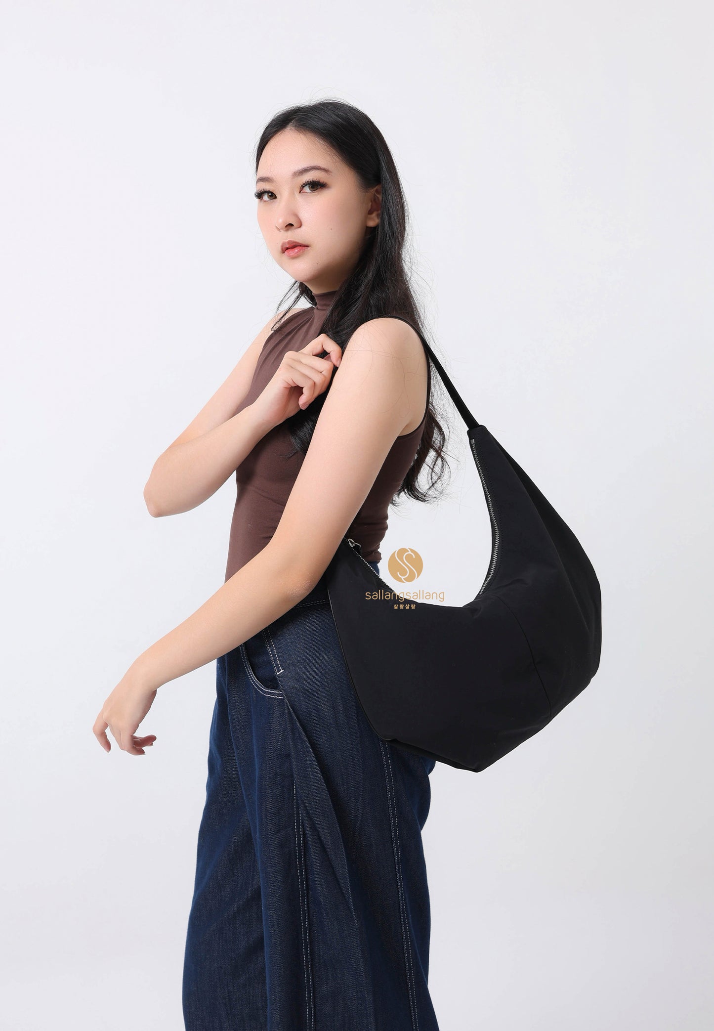 MOSSY HOBO BAG soft black